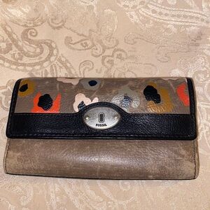 Fossil Women's Wallet with Black and Multicolor Design